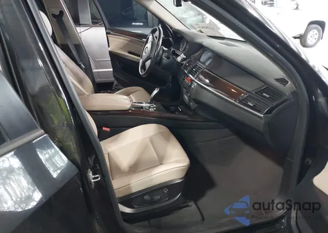 2011 BMW X5 xDrive35D из США, поврежденный, VIN 5UXZW0C54BL369201